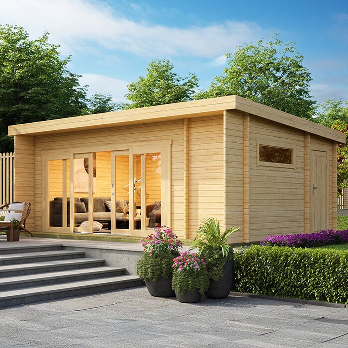 Großzügiges Gartenhaus mit Schiebetüren aus Glas